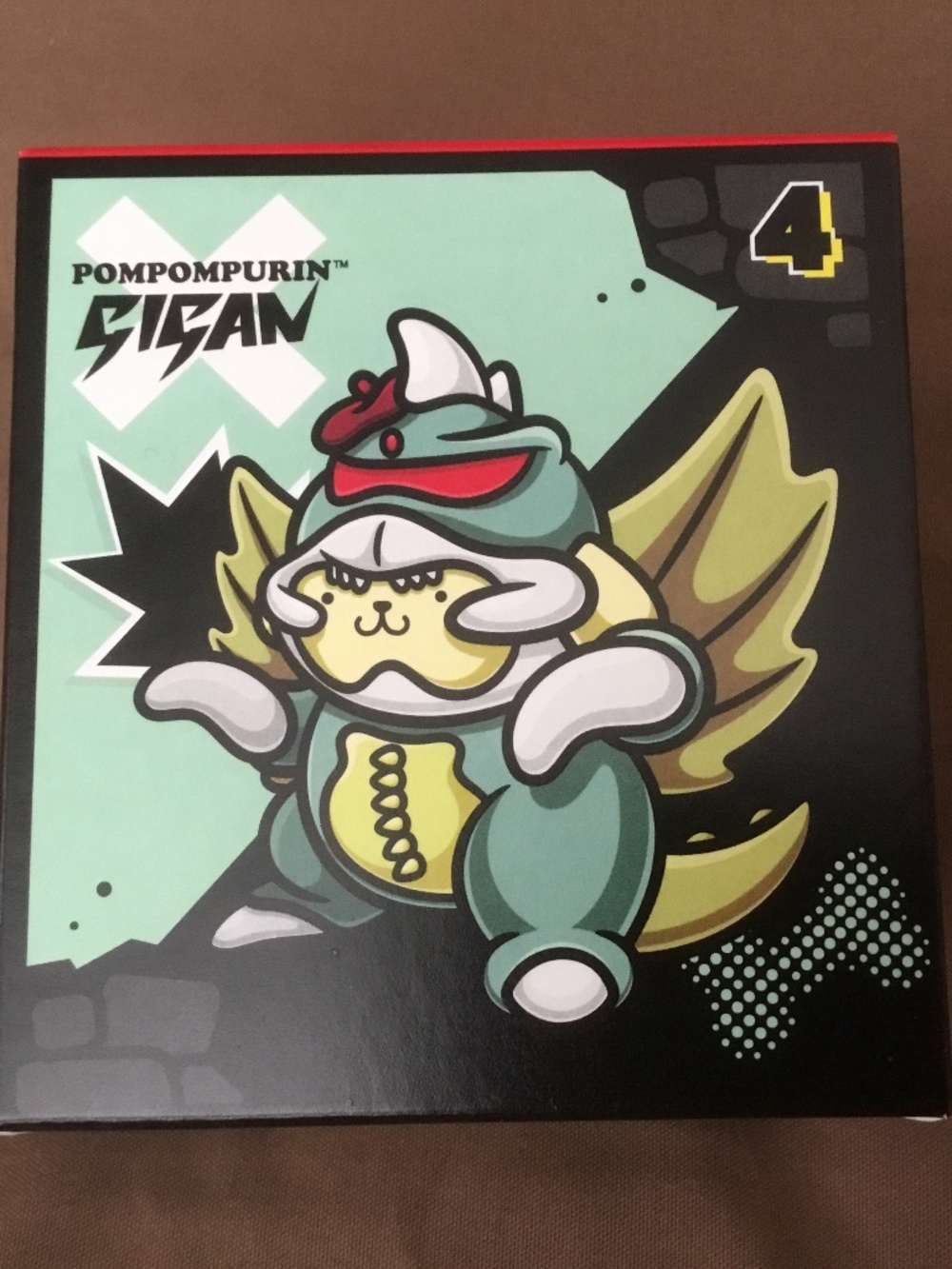 GIGAN (Pompompurin) Hello Kitty and Friends and Godzilla NICE!